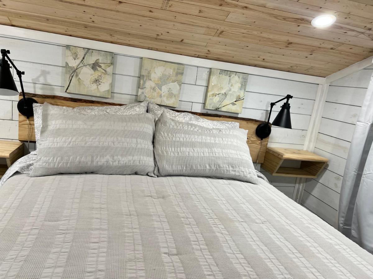 홈스테드 Maria'S Tiny Barn 게스트하우스 외부 사진