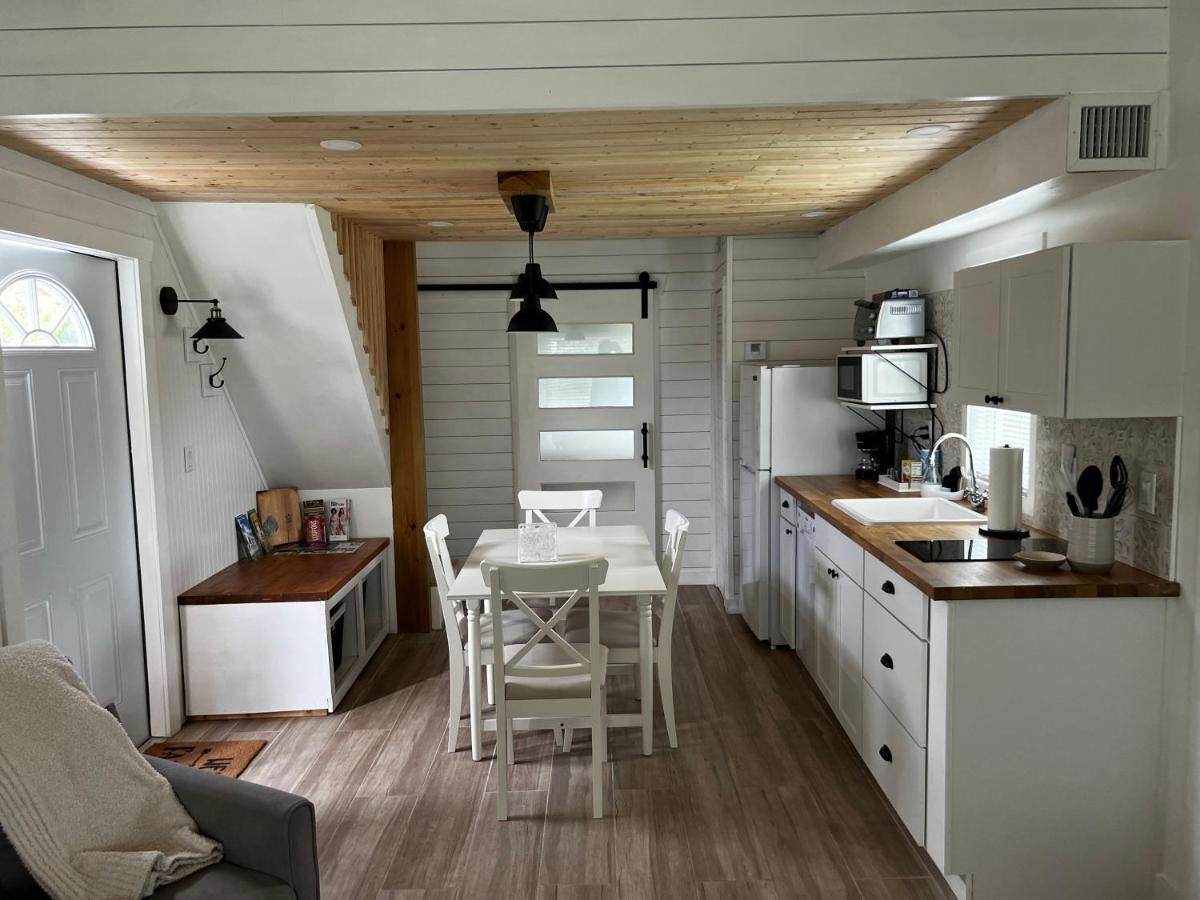 홈스테드 Maria'S Tiny Barn 게스트하우스 외부 사진